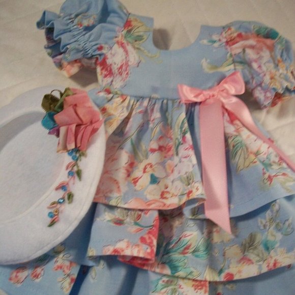 18"-19"Cats, "Shabby Rose" Ruffled Dress, Hat Free - Picture 6 of 7